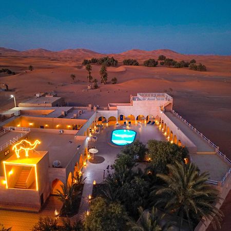 Hotel Riad Ali Merzouga Bagian luar foto