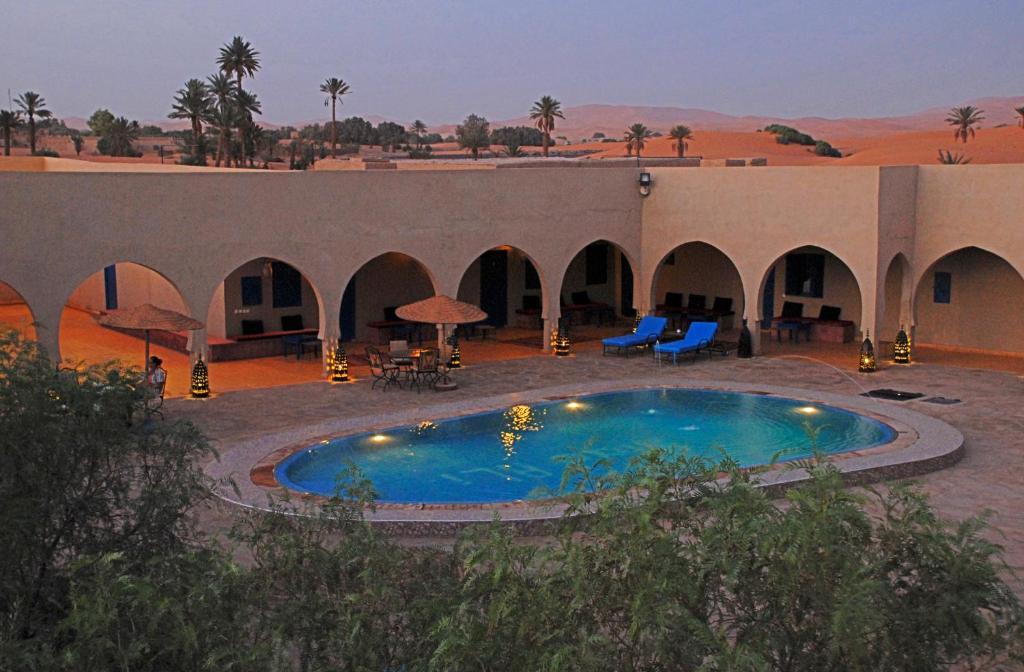 Hotel Riad Ali Merzouga Bagian luar foto